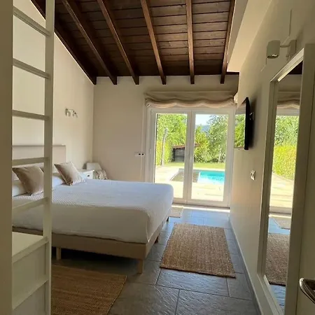 Hotel Modern Rustic House *